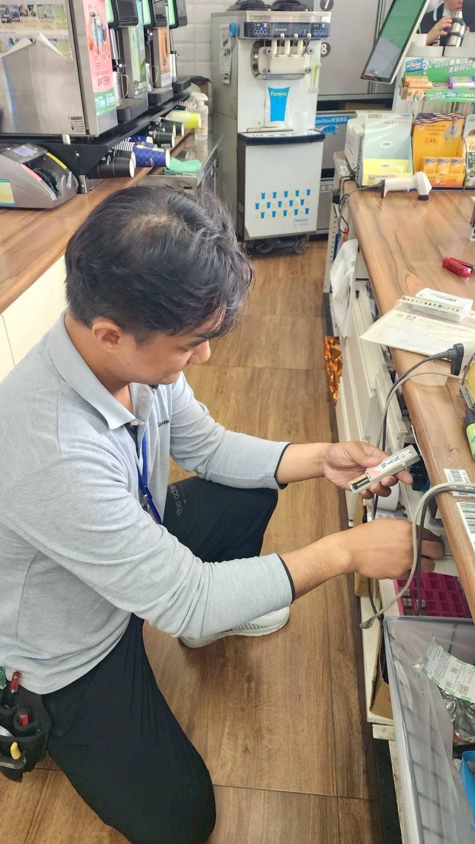 沙鹿全家便利商店 警民連線系統定期保養