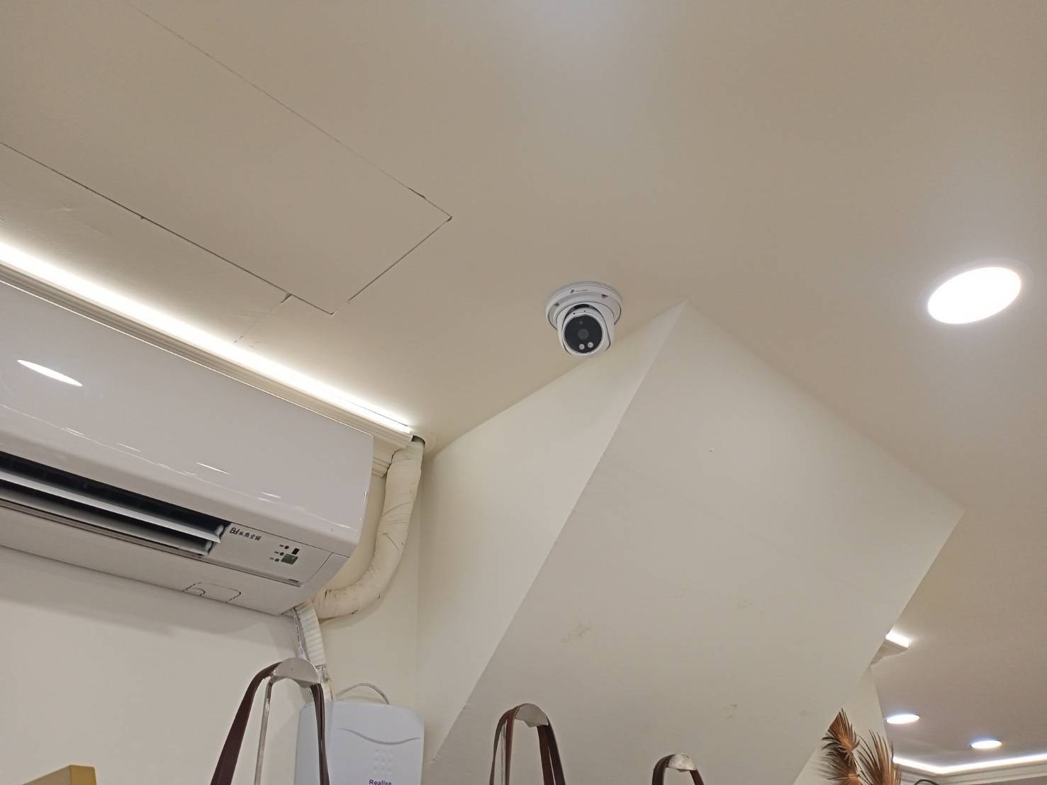 LN精品皮件潭子店 防盜保全系統/監視錄影系統 保養