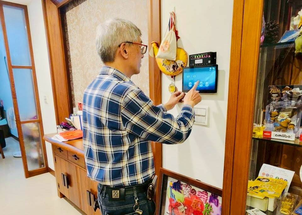 台中林公館 安裝監視器和更新對講機系統 台中林公館 安裝監視器和更新對講機系統